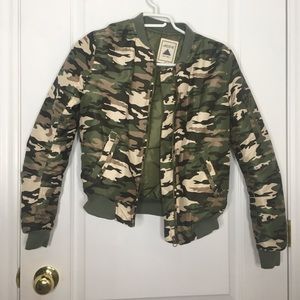 Camo Bomber jacket